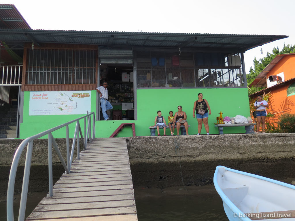 view of the dock behind the las vegas restaurant in sierpe