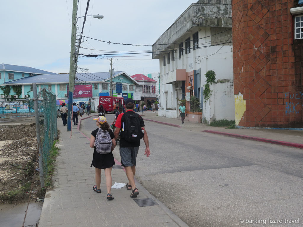 photo of street scene in belize city