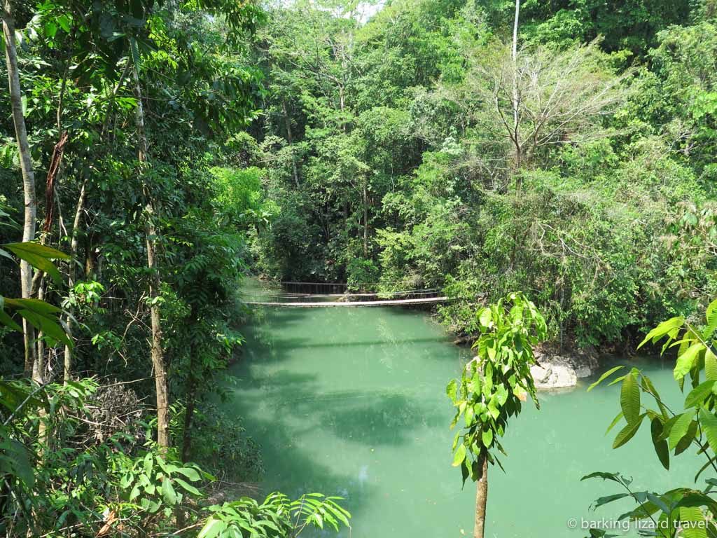 A rope bridge across the Rio Agujitas in bahia drake osa peninsula