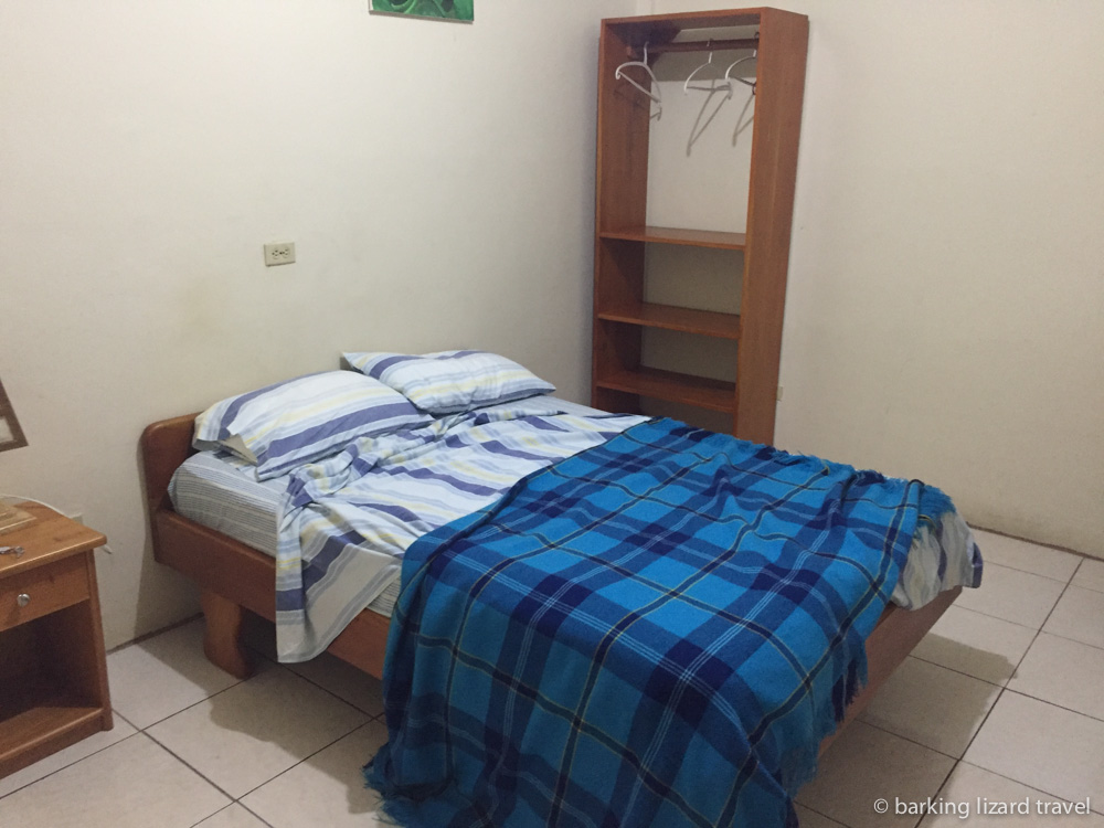 photo of a private double room in Hostal Vista al Mar, Puerto Ayora, Santa Cruz